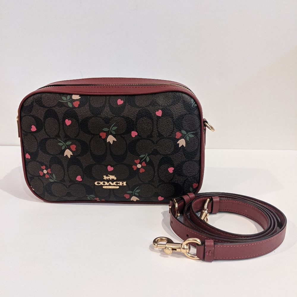 Coach Jes Crossbody In Signature Canvas With Heart Pe… Gem